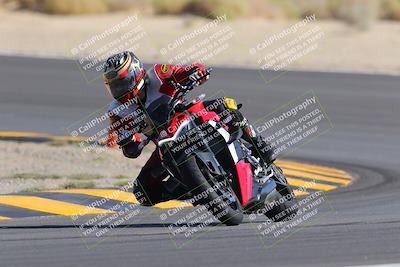 media/Oct-08-2022-SoCal Trackdays (Sat) [[1fc3beec89]]/Turn 10 (945am)/